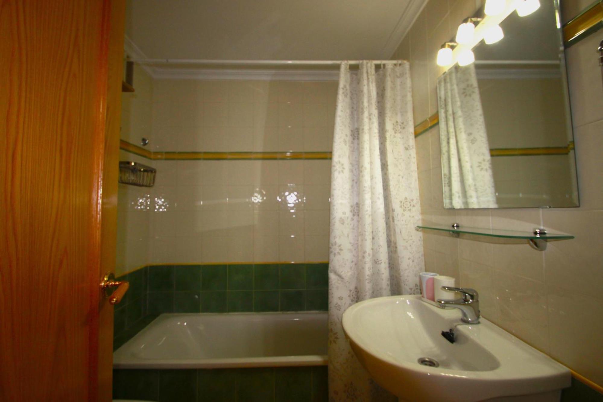 Casaturis En Ar102 Con Terraza Y Piscina